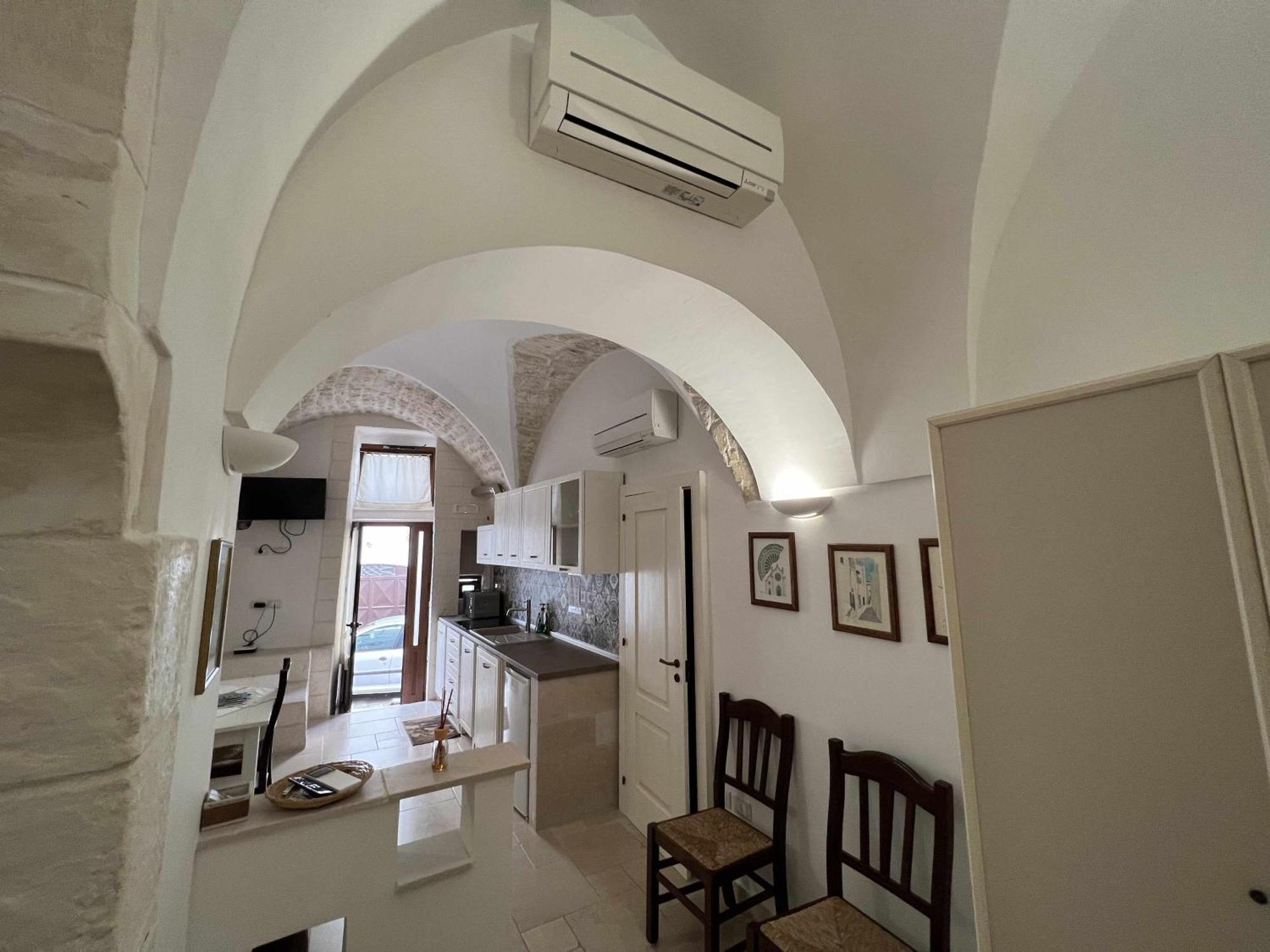 La Rosa D Ernesto Wifi Free 3 Sleeping Places Apartment Ostuni Exterior foto